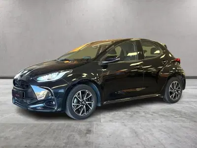 Toyota Yaris 1.5 Hybrid 5 porte Trend del 2023 usata a Catanzaro
