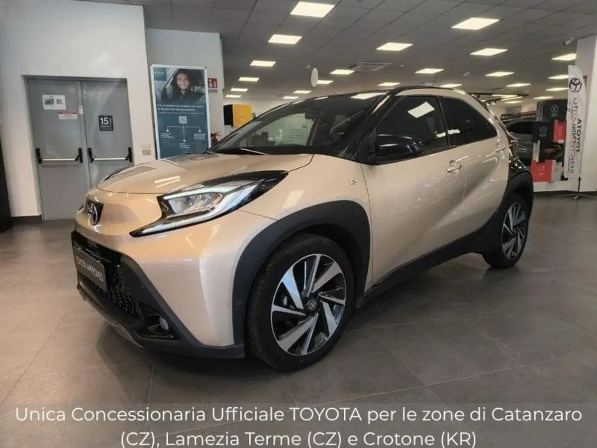 Toyota Aygo X usata a Catanzaro