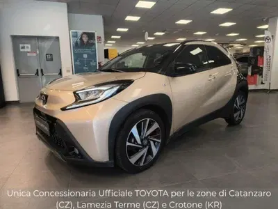 Toyota Aygo X 1.0 Lounge 72cv del 2022 usata a Catanzaro