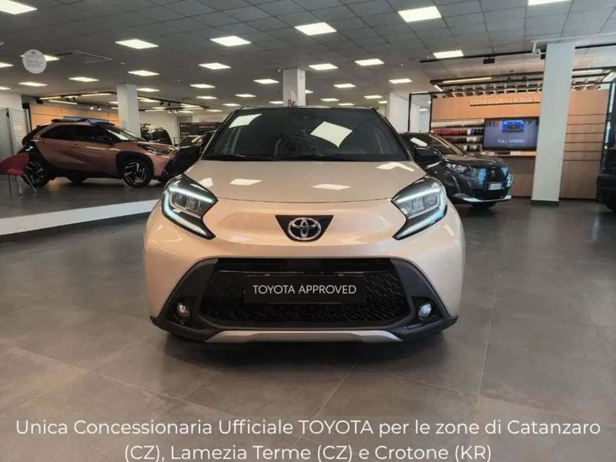 Toyota Aygo X usata a Catanzaro (6)