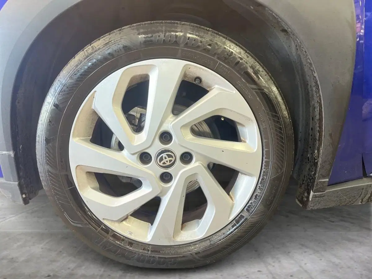 Toyota Aygo X usata a Catanzaro (14)