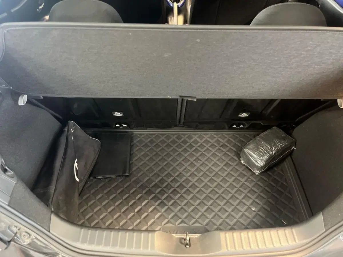 Toyota Aygo X usata a Catanzaro (5)