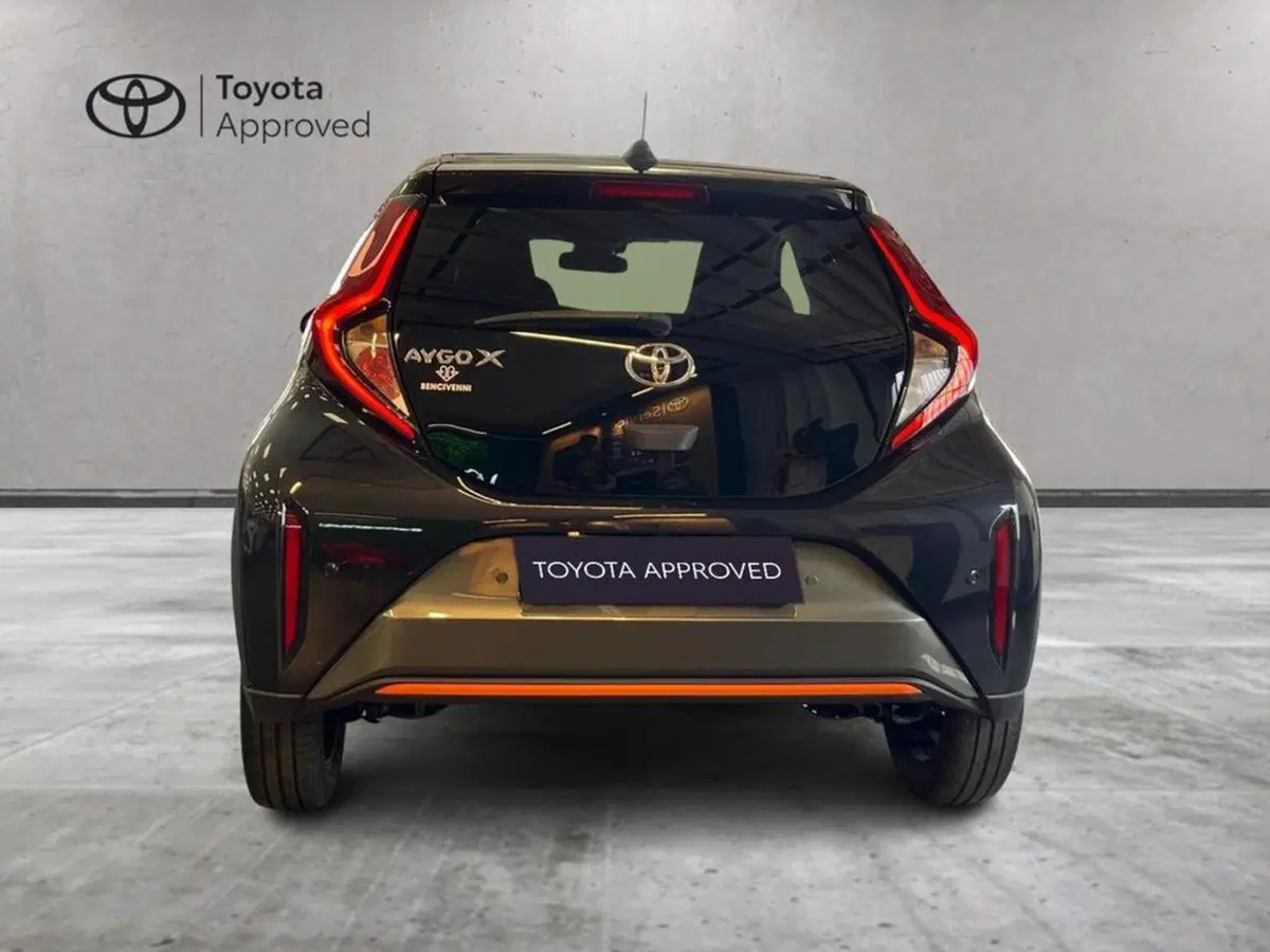 Toyota Aygo X usata a Catanzaro (12)