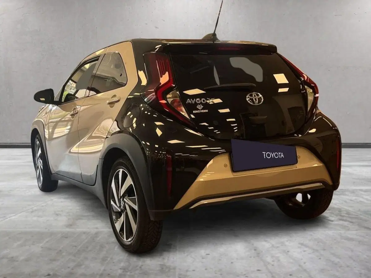 Toyota Aygo X usata a Catanzaro (4)