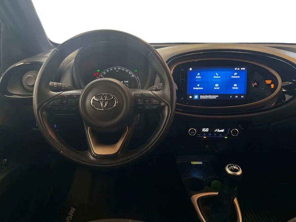 Toyota Aygo X usata a Catanzaro (7)