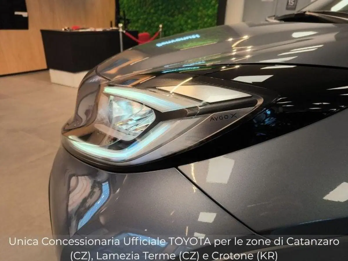 Toyota Aygo X usata a Catanzaro (13)