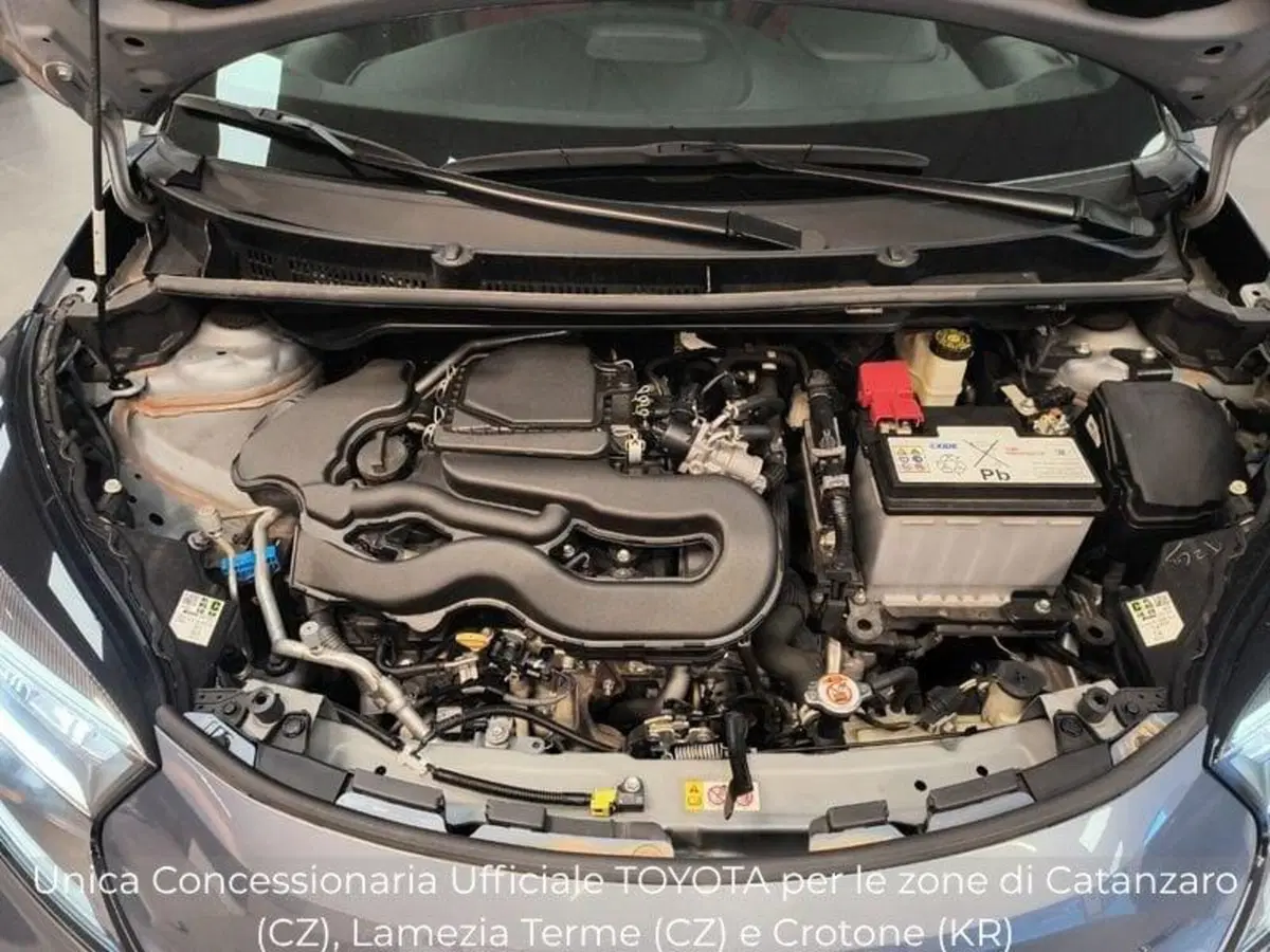 Toyota Aygo X usata a Catanzaro (14)