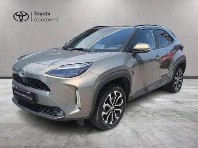 Toyota Yaris Cross 1.5h GR Sport Black Sky fwd 116cv e-cvt del 2023 usata a Catanzaro