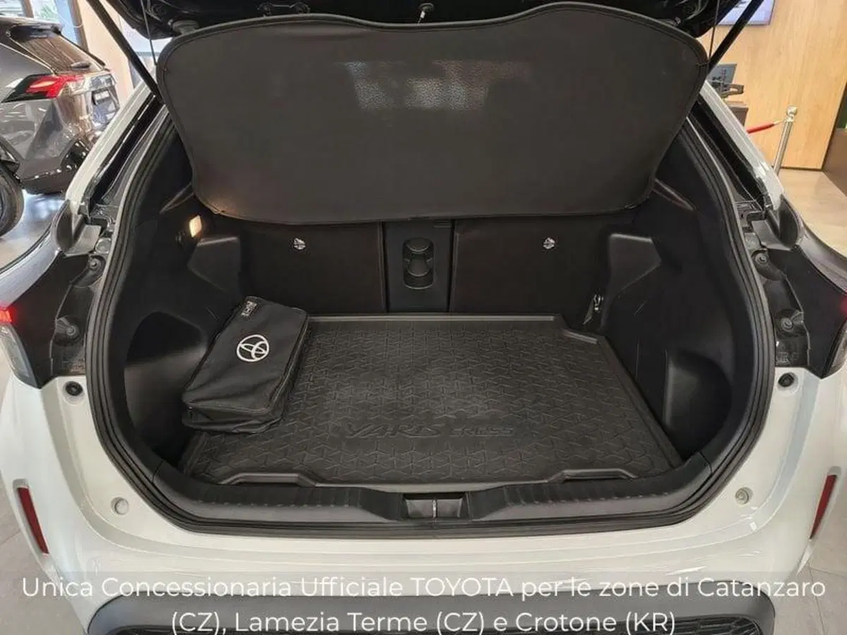 Toyota Yaris Cross usata a Catanzaro (13)