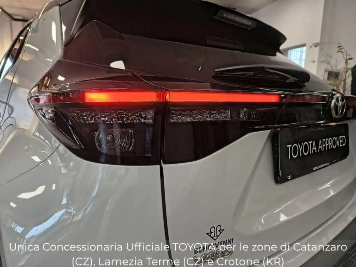 Toyota Yaris Cross usata a Catanzaro (9)