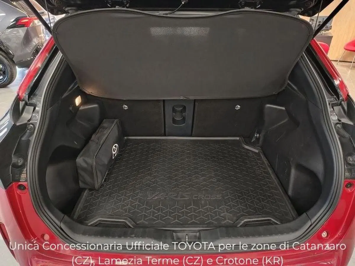 Toyota Yaris Cross usata a Catanzaro (13)