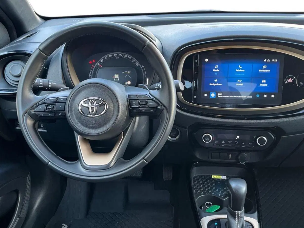 Toyota Yaris Cross usata a Catanzaro (8)