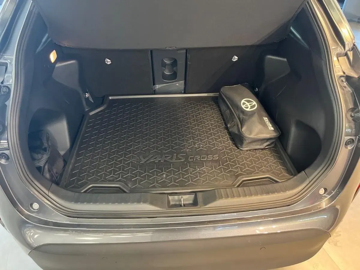 Toyota Yaris Cross usata a Catanzaro (5)