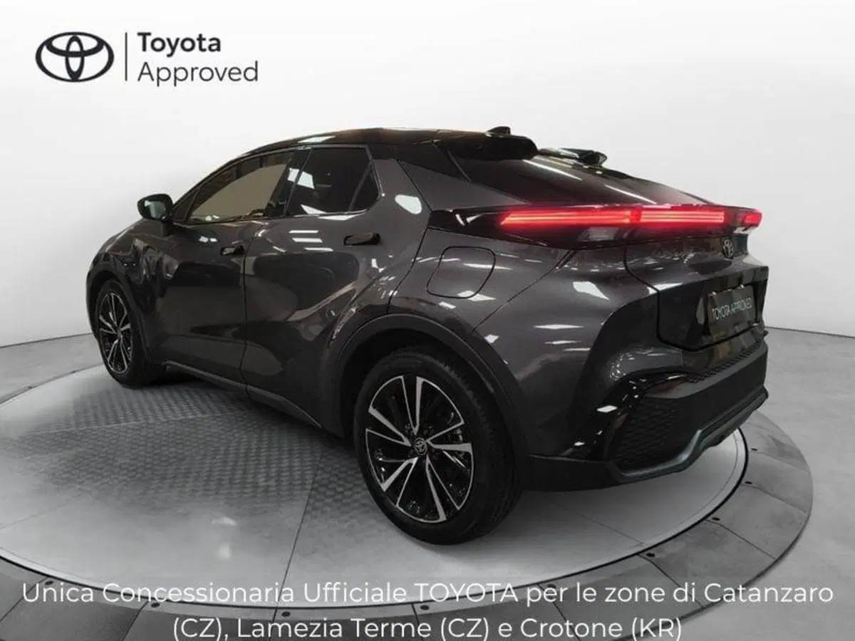 Toyota Toyota C-HR usata a Catanzaro (4)