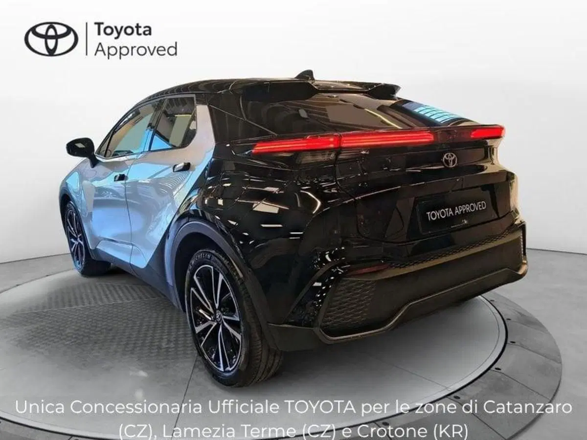 Toyota Toyota C-HR usata a Catanzaro (5)