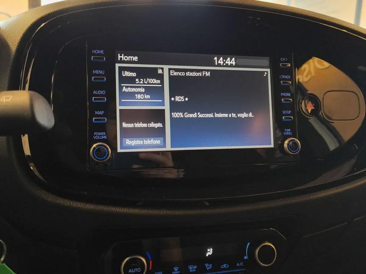 Toyota Aygo X usata a Catanzaro (10)