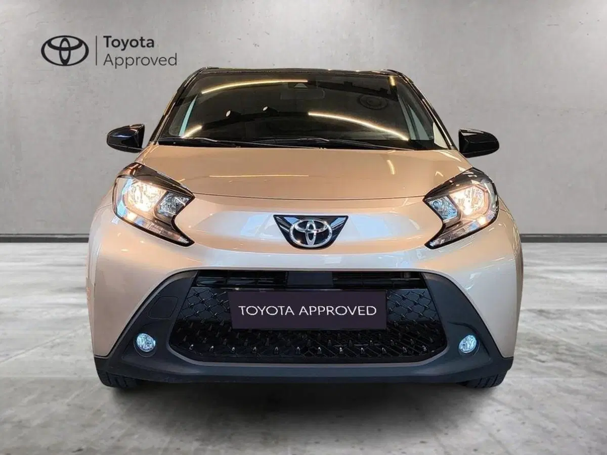 Toyota Aygo X usata a Catanzaro (13)