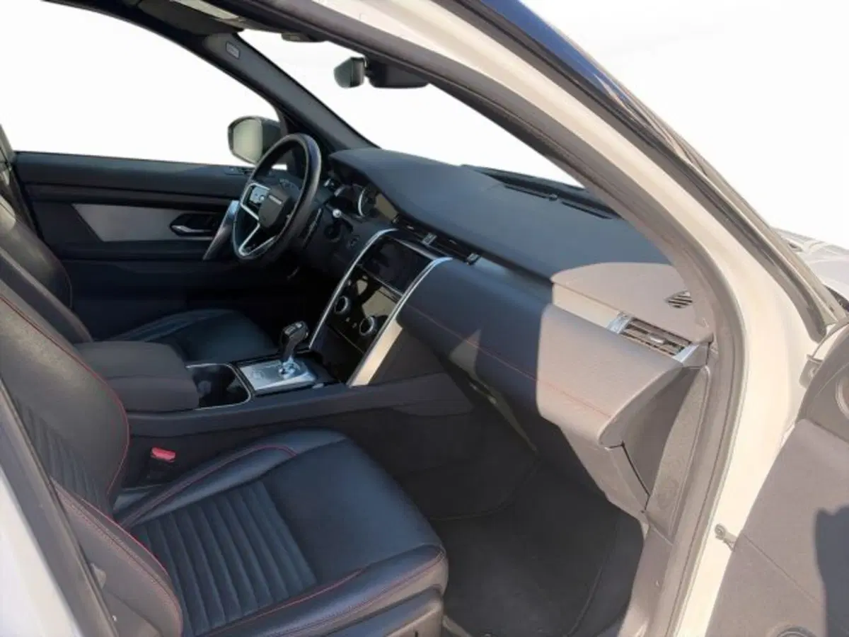 Land Rover Discovery Sport usata a Modena (14)