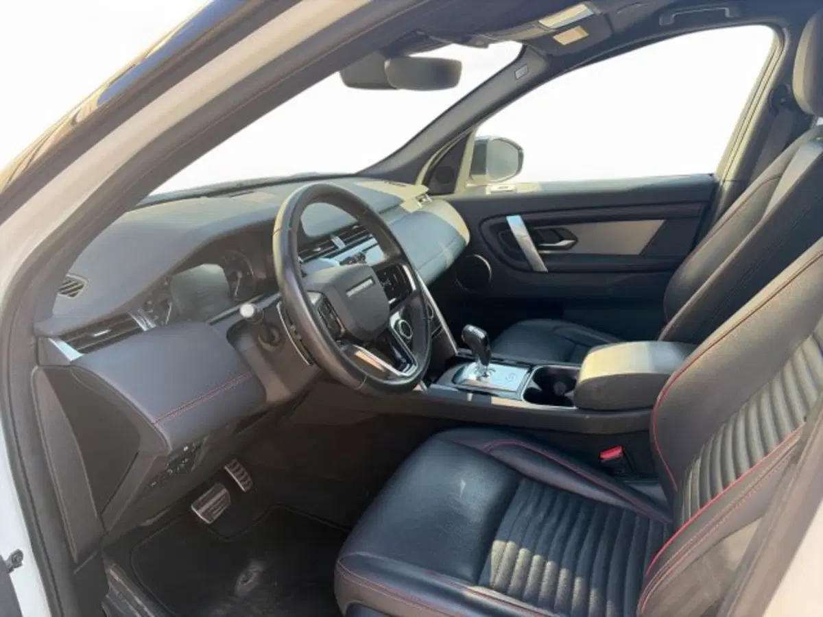 Land Rover Discovery Sport usata a Modena (15)