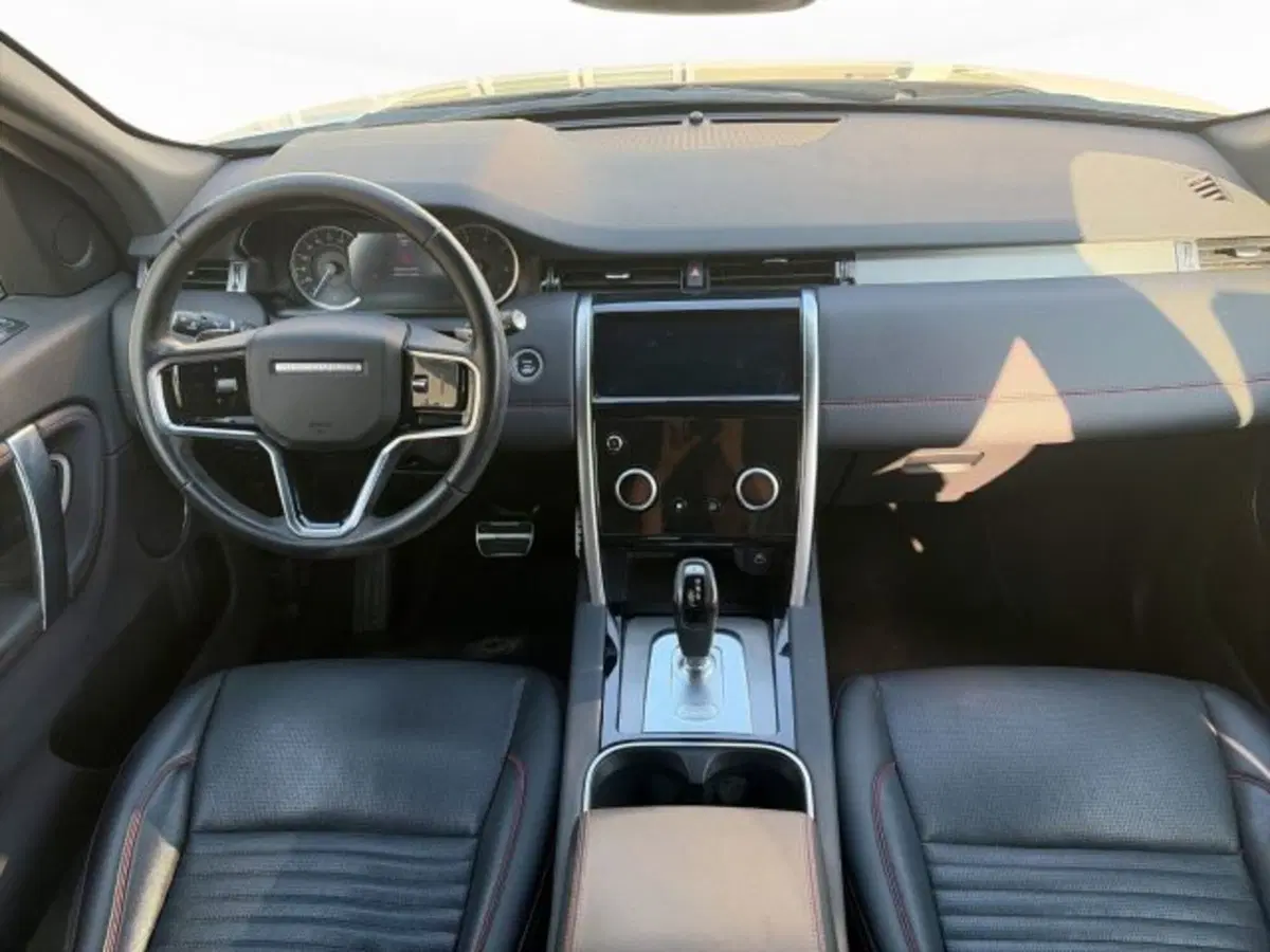 Land Rover Discovery Sport usata a Modena (4)
