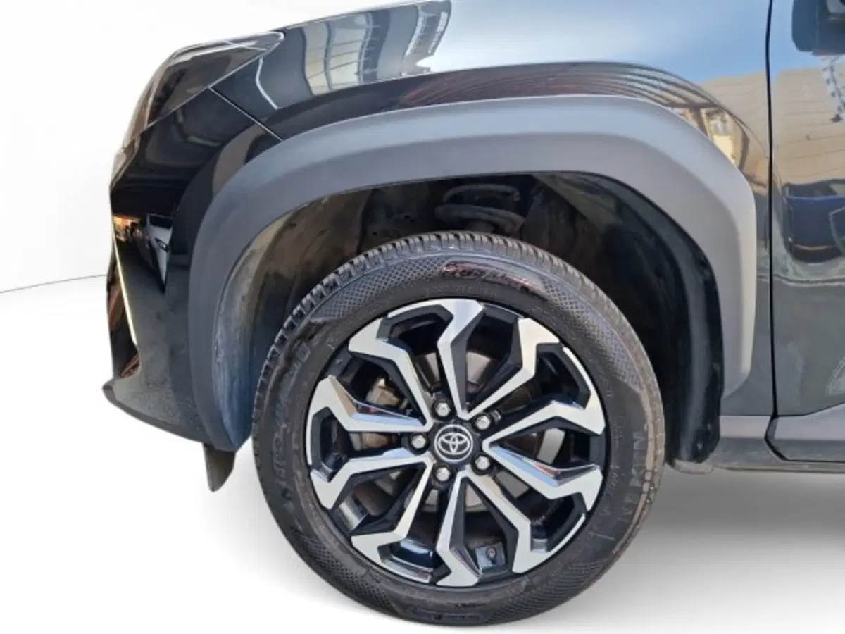 Toyota Yaris Cross usata a Modena (13)