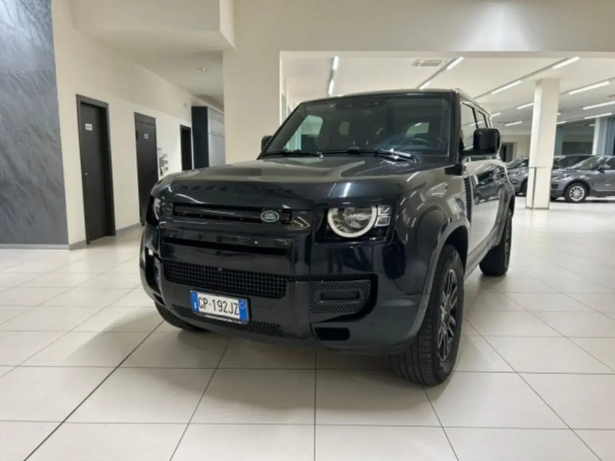 Land Rover Defender usata a Modena