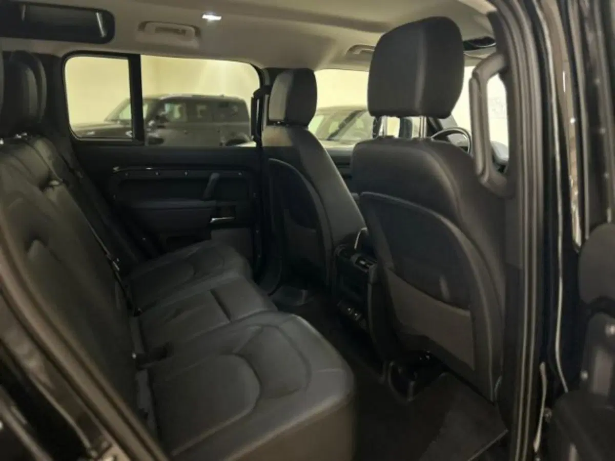 Land Rover Defender usata a Modena (4)