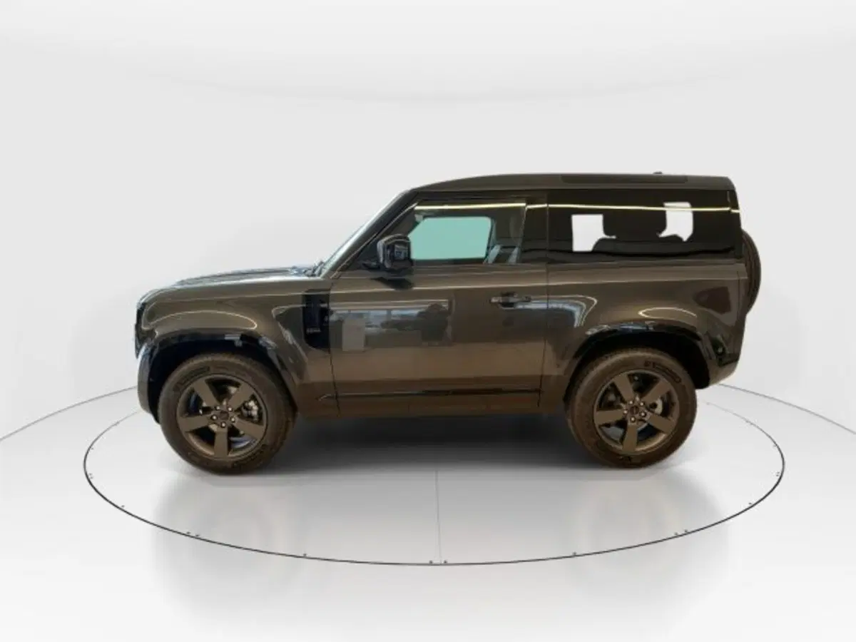 Land Rover Defender nuova a Modena (11)