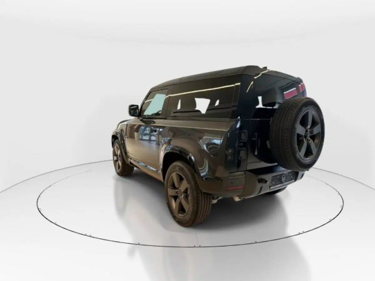 Land Rover Defender nuova a Modena (12)