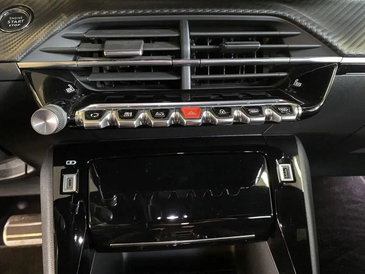 Peugeot 2008 usata a Torino (11)