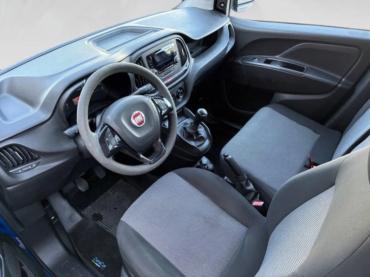 Fiat Doblò usata a Torino (5)
