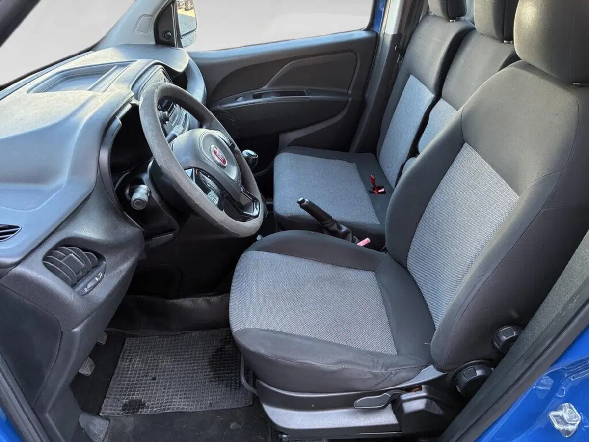 Fiat Doblò usata a Torino (6)