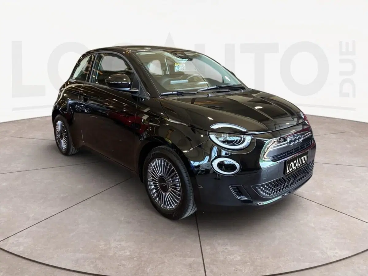 Fiat 500 nuova a Torino (3)