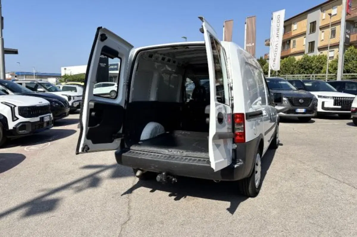 Opel Combo Furgone usata a Latina (7)