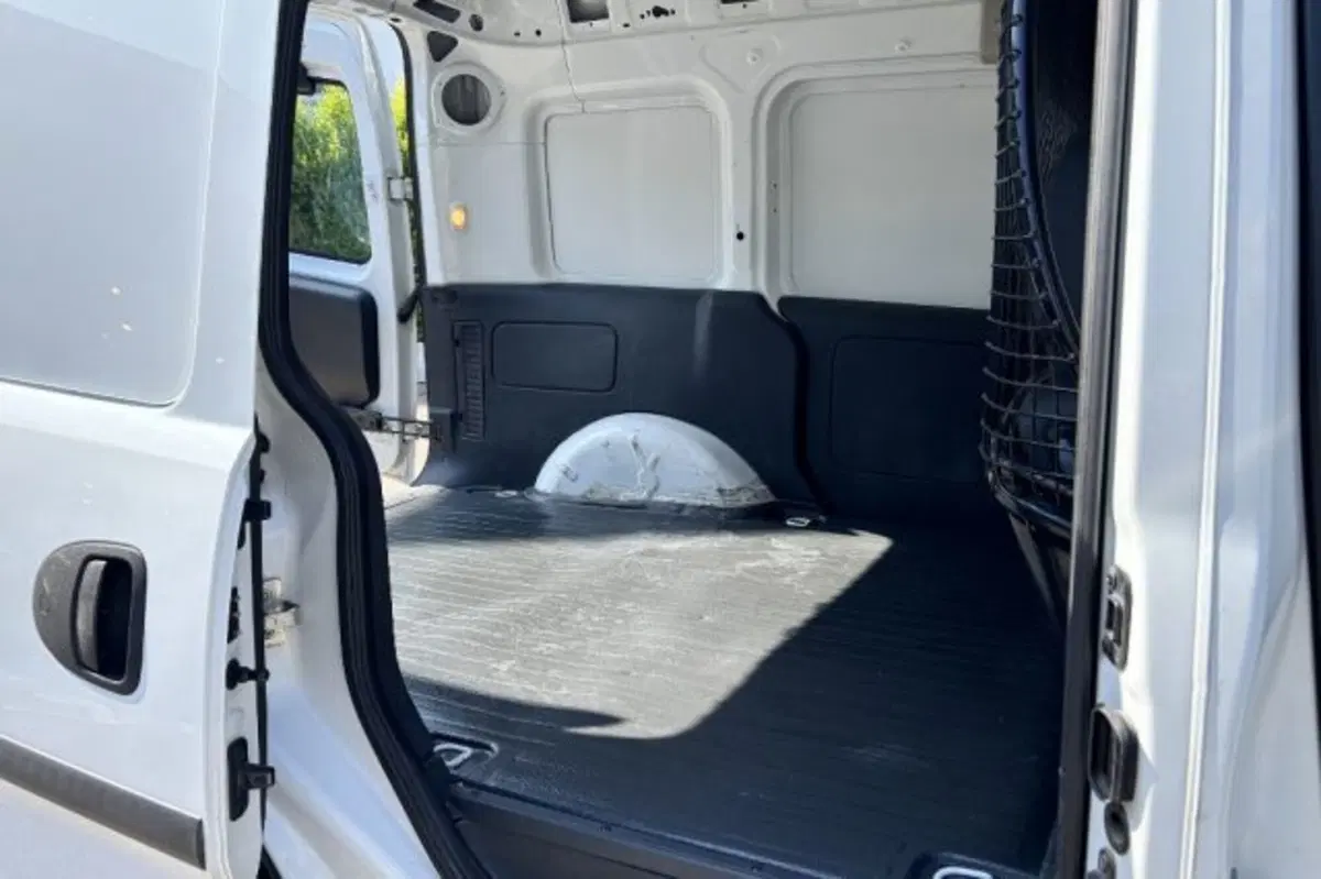 Opel Combo Furgone usata a Latina (9)