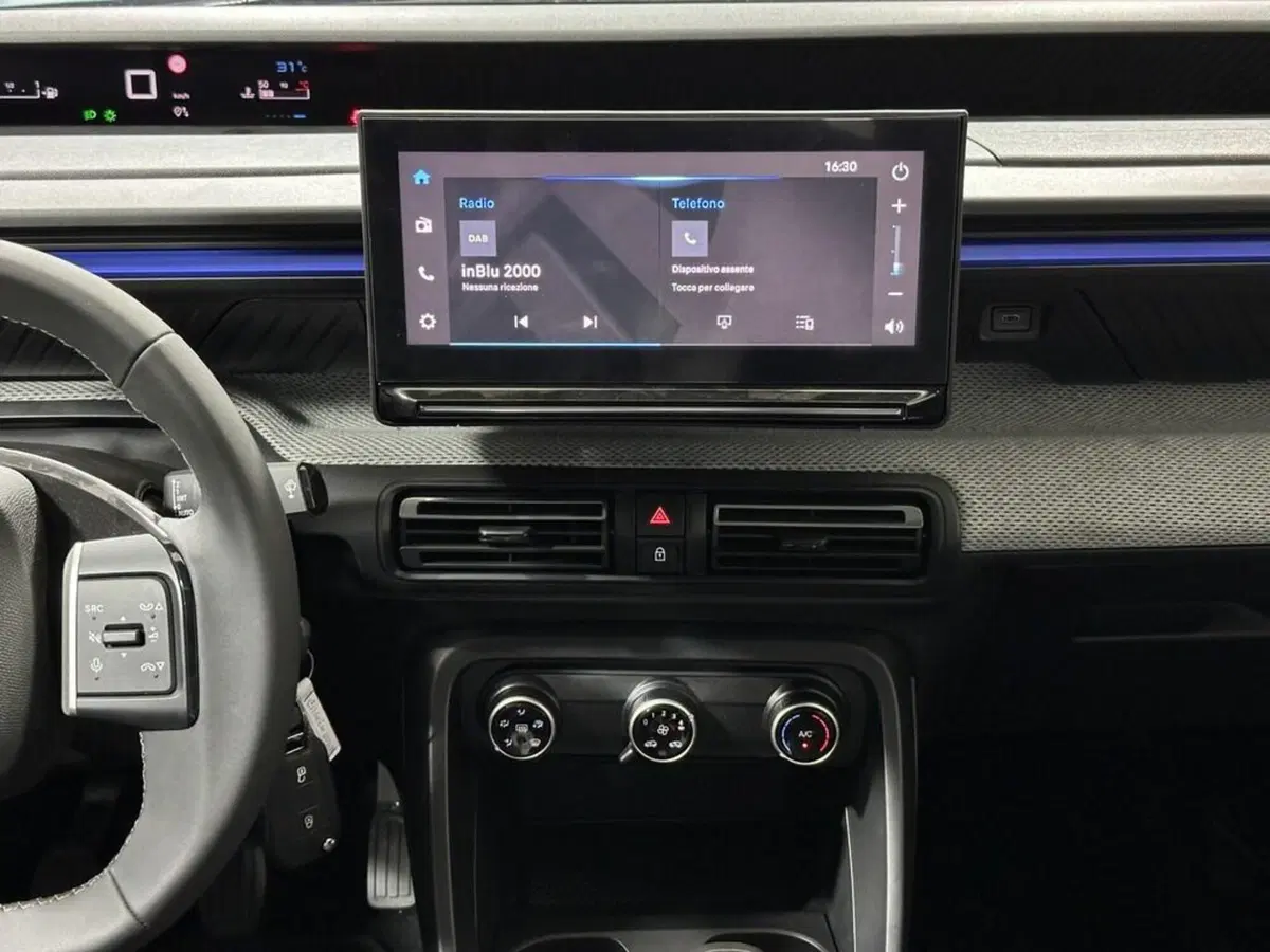 Citroen C3 Aircross nuova a Sondrio (14)
