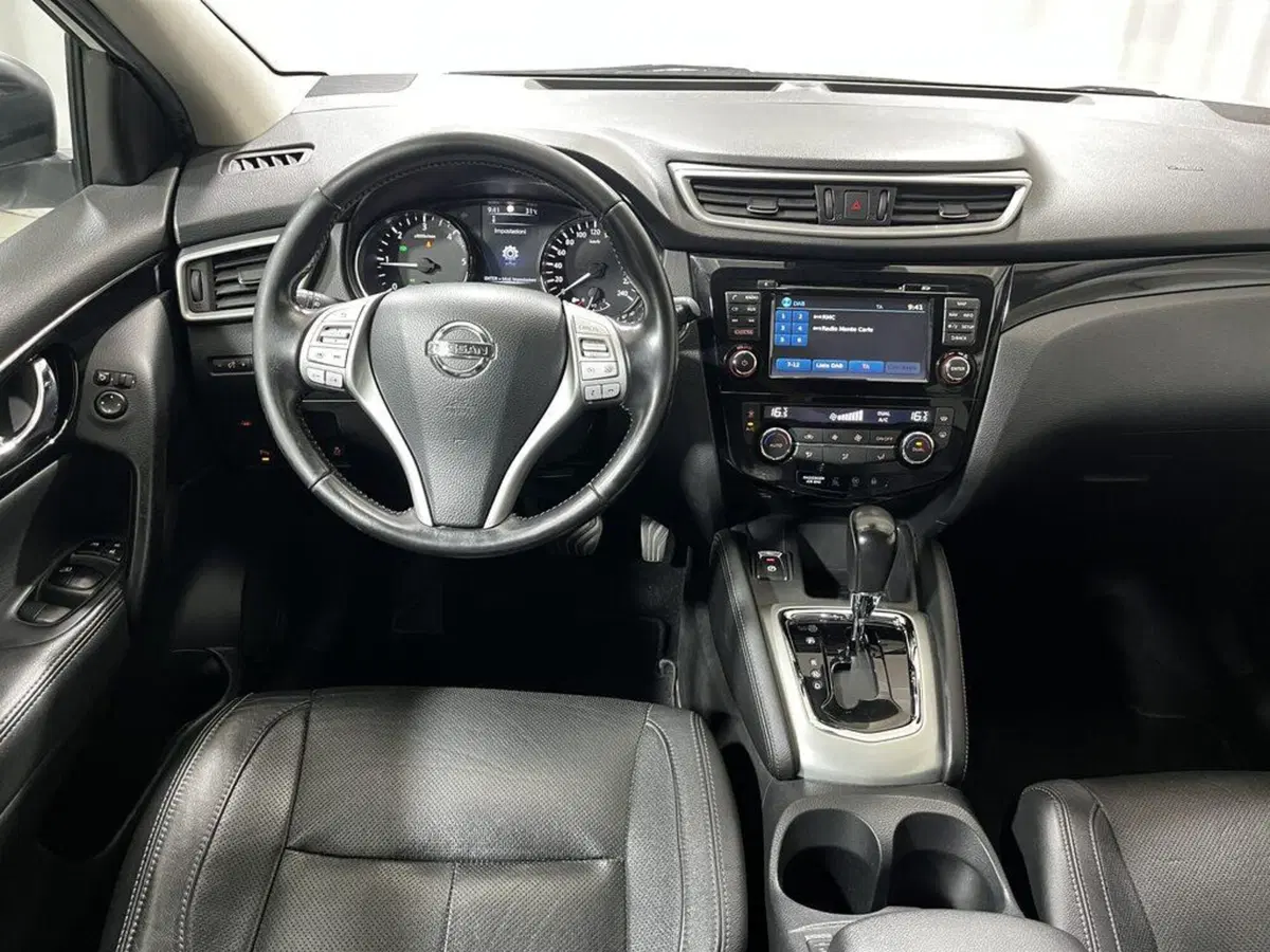 Nissan Qashqai usata a Sondrio (13)