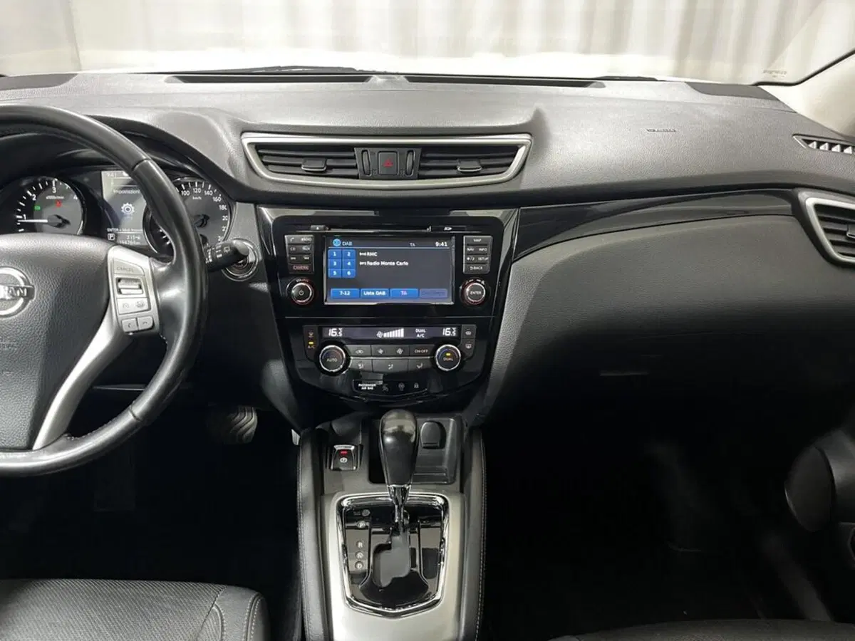 Nissan Qashqai usata a Sondrio (14)