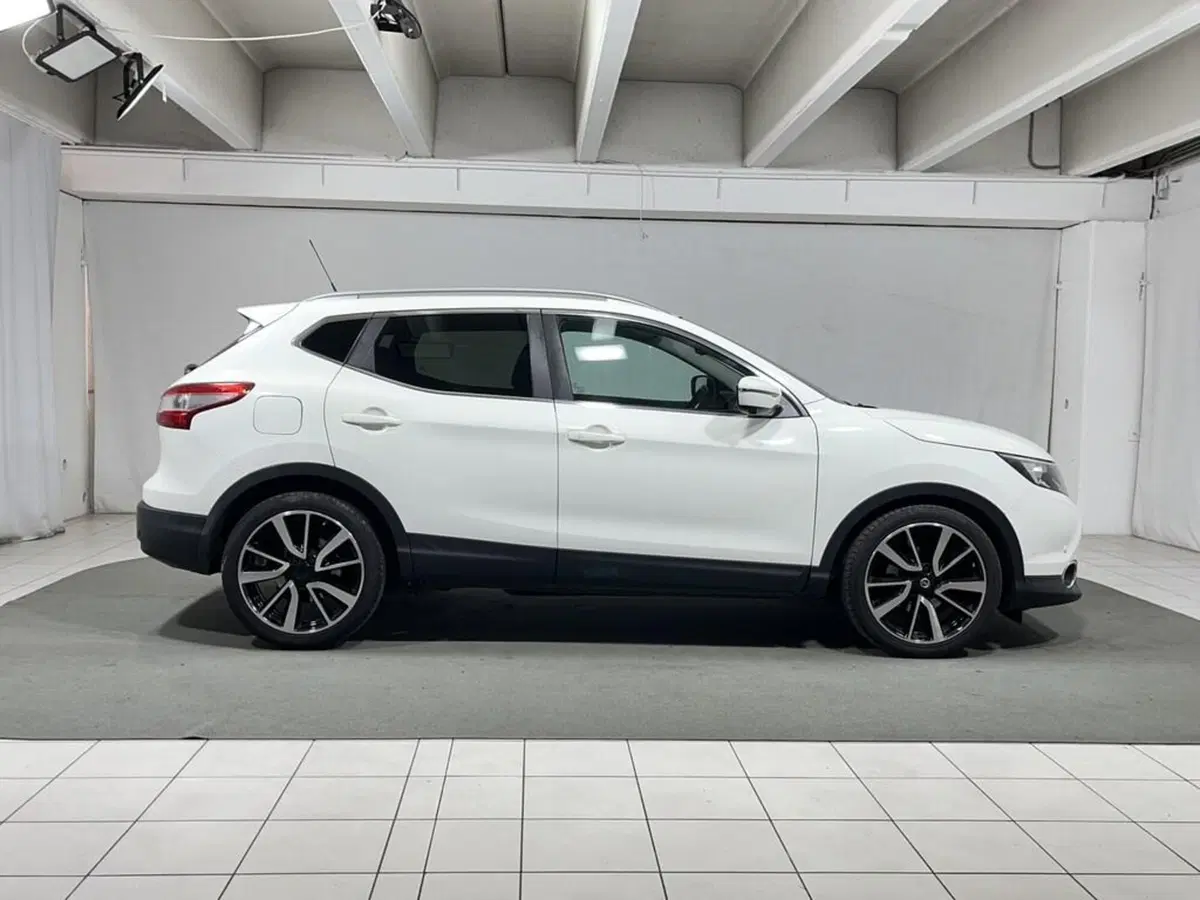 Nissan Qashqai usata a Sondrio (6)