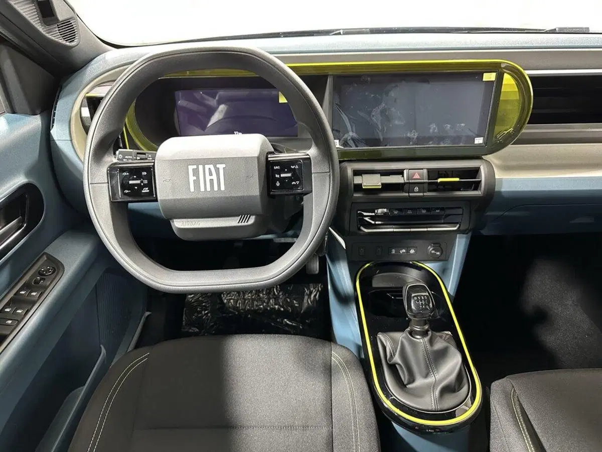 Fiat Grande Panda nuova a Sondrio (13)