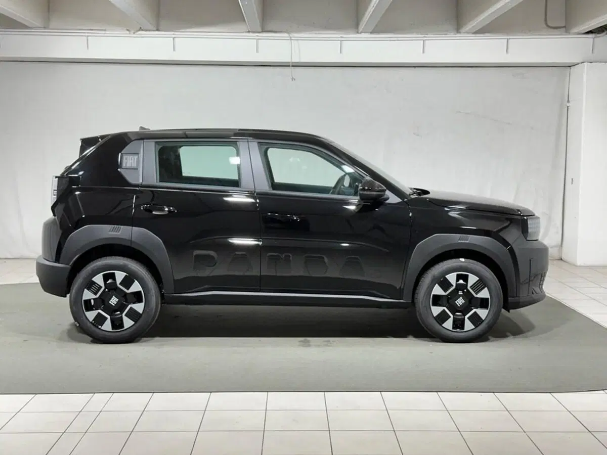 Fiat Grande Panda nuova a Sondrio (6)