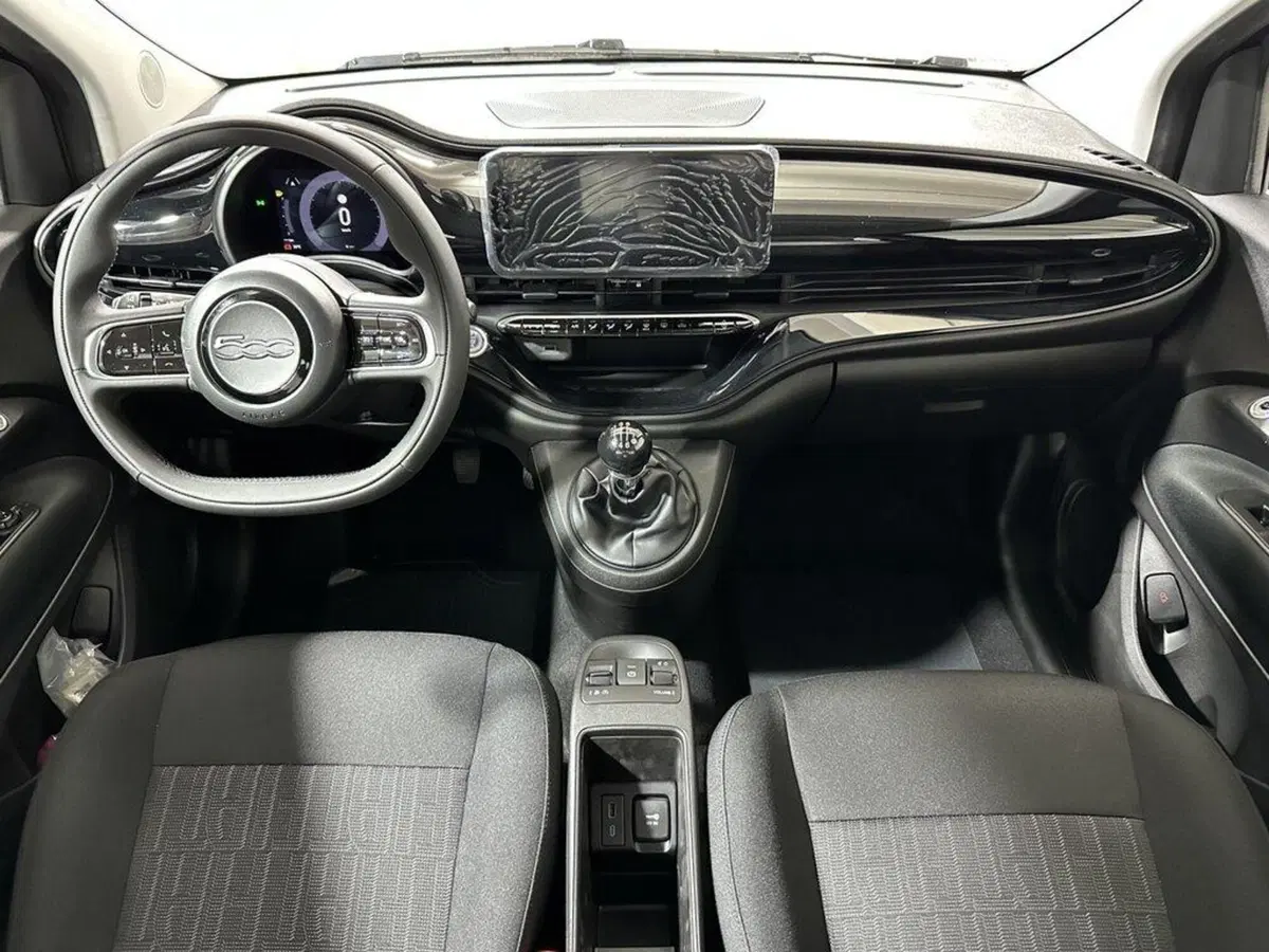 Fiat 500 nuova a Sondrio (11)