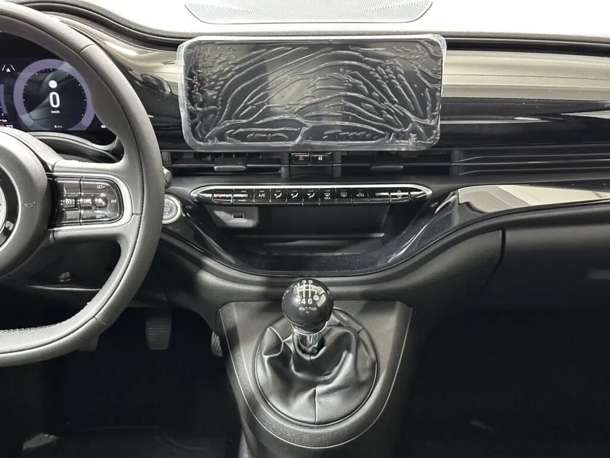 Fiat 500 nuova a Sondrio (13)