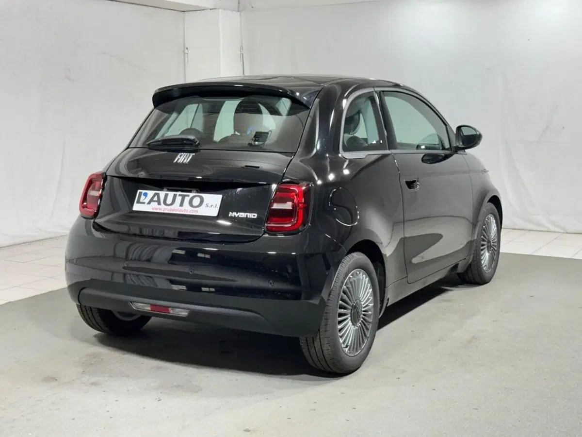 Fiat 500 nuova a Sondrio (5)
