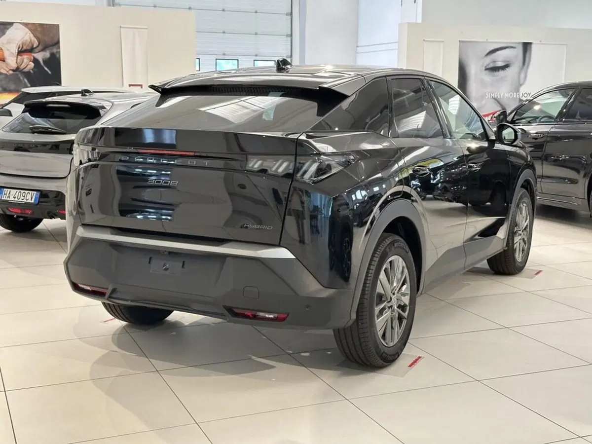 Peugeot 3008 nuova a Sondrio (5)