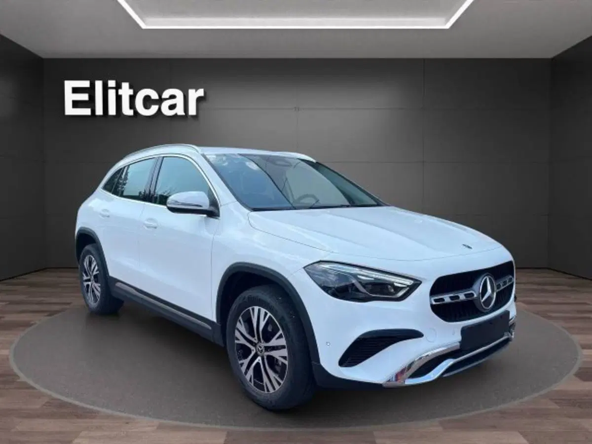 Mercedes-Benz GLA SUV usata a Novara (7)
