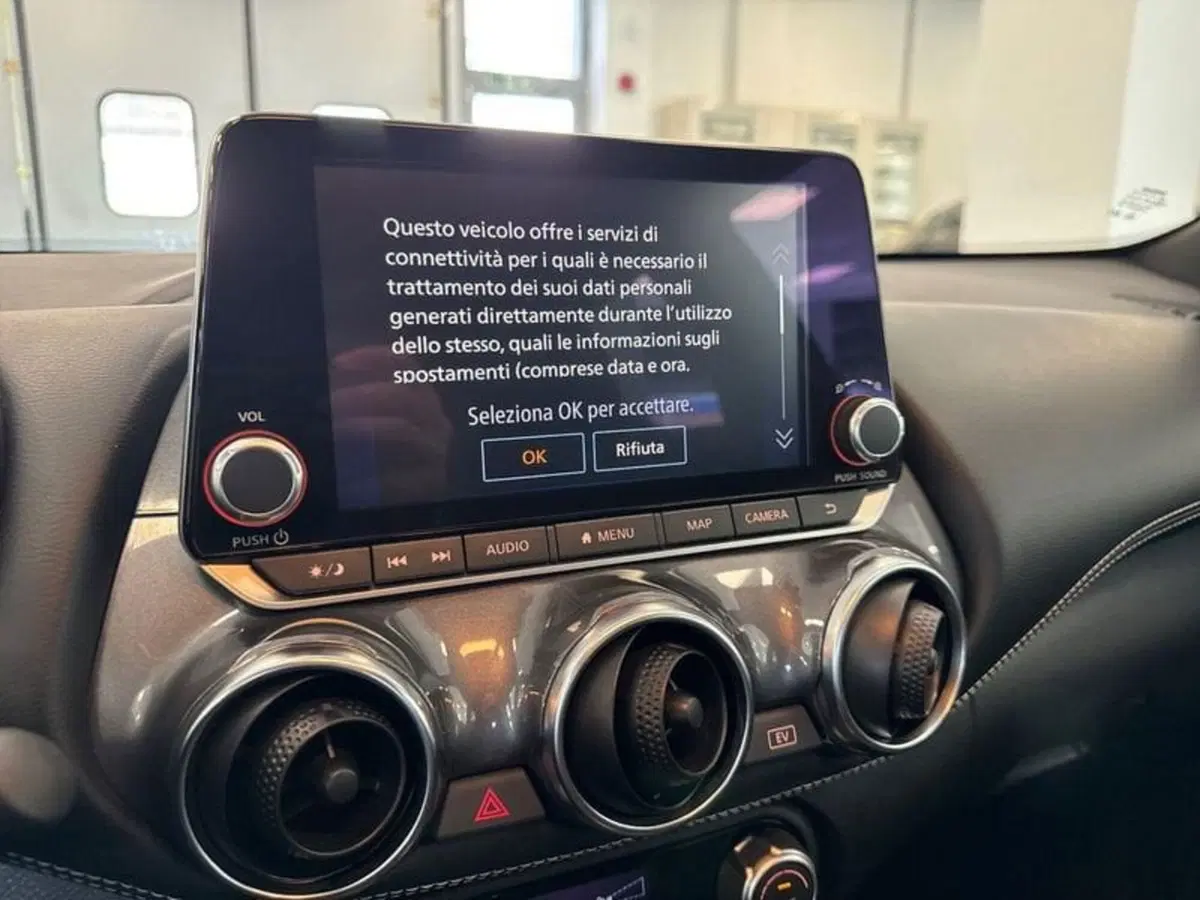 Nissan Juke usata a Prato (16)