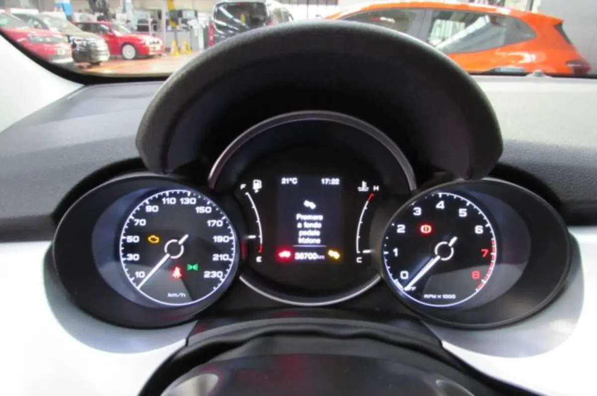 Fiat 500X usata a Milano (13)
