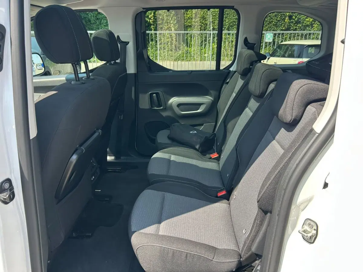 Toyota Proace City Verso usata a Piacenza (11)