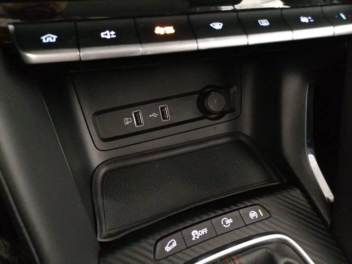 Mg ZS usata a Roma (20)